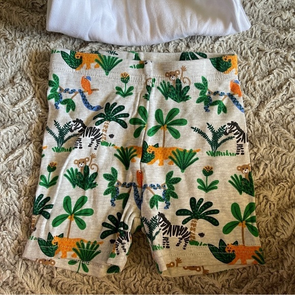 4 for 16$ PJ Place Hide and Seek Champion Infant Shirt and Short Set - Picture 4 of 8